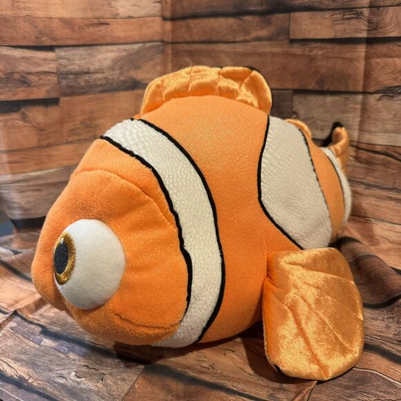Disney Pixar Finding Nemo Plush Toy Clownfish Stuffed Animal Soft Cuddly Dory - Picture 3 of 9